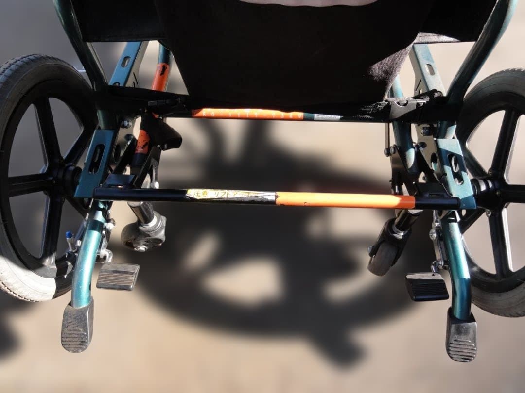 【じゃり】　「松永製作所」フルリクライニング＆ティルト車椅子