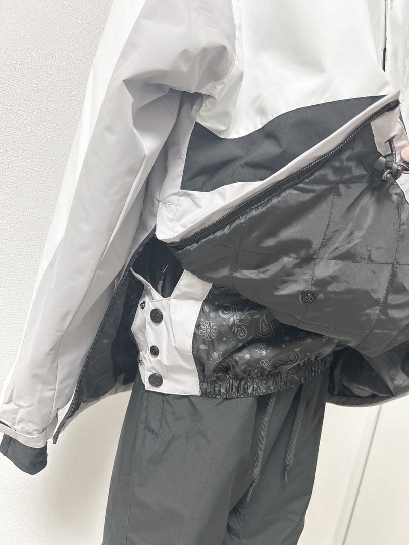 PONTAPES スノーボードウェア ユニセックス 上下セット 白 黒 グレー