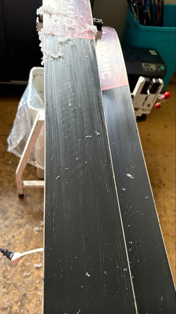 1/23まで値下げAtomic Backland 107 BCスキー板 女性用