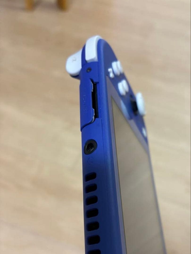 【室内のみ使用】Nintendo Switch Lite 本体 青 ブルー