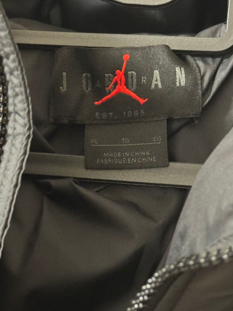 Jordan ブラック ダウンジャケット （US）XL - メルカリ