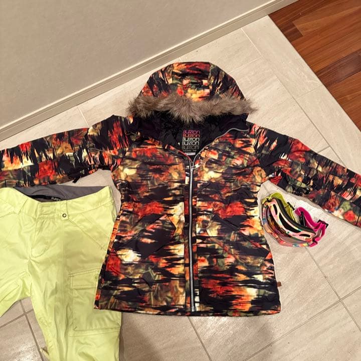 美品 Burton ウエア 新品ゴーグル 三点セット
