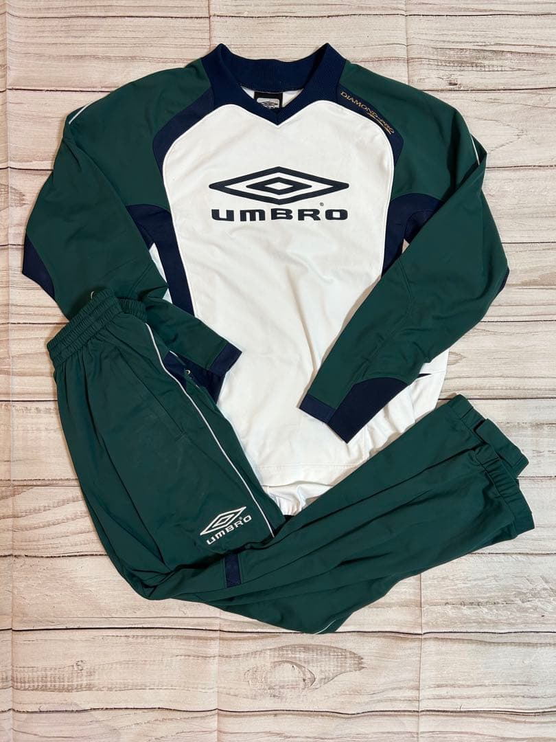 アンブロ　ピステ　セットアップ　DIAMOND PRO S umbro 上下　緑