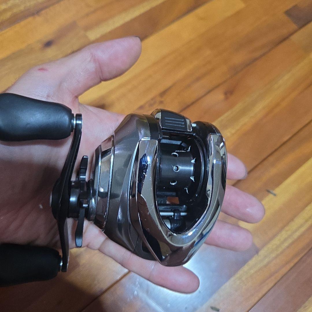 シマノ 16 アンタレス DC　 HG