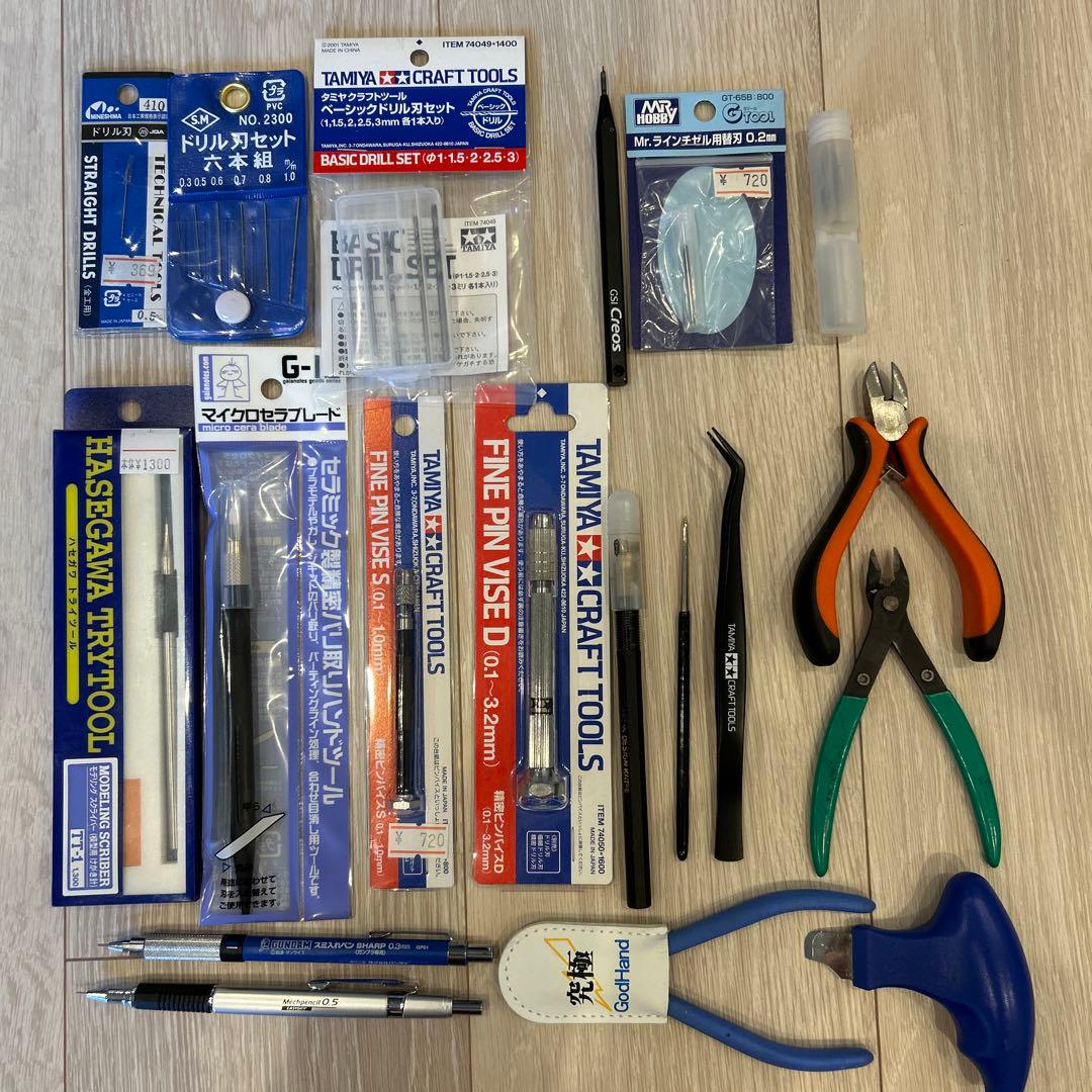 プラモデル 制作セット リニアコンプレッサーL5 エアブラシ ピンバイス 他