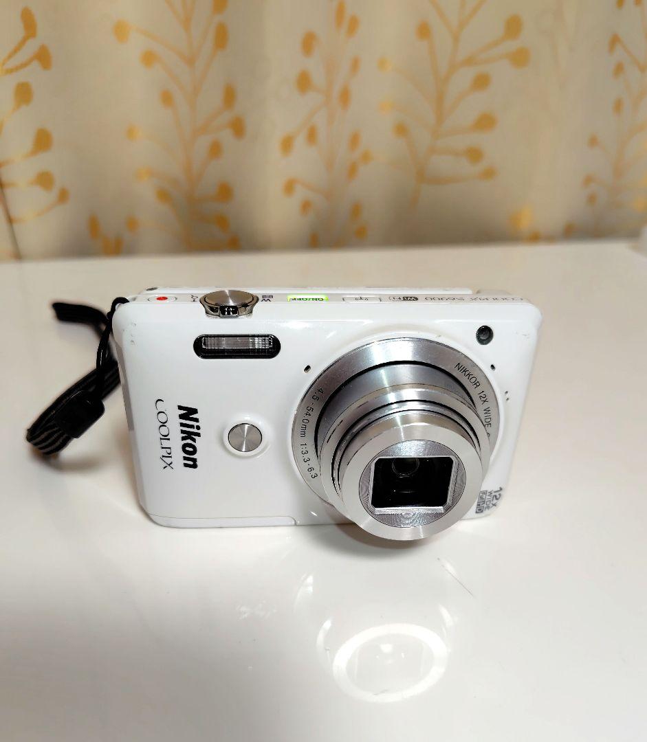 Nikon COOLPIX S6900 ホワイト