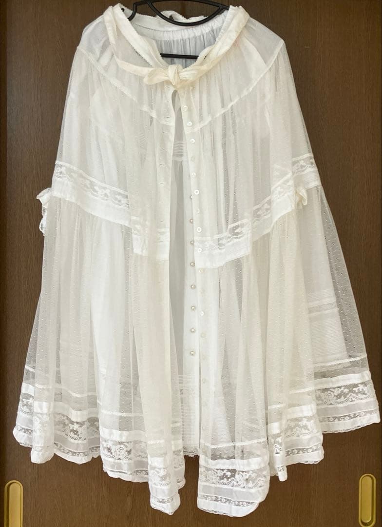 ピンクハウスホワイトチュールレースオーバースカート