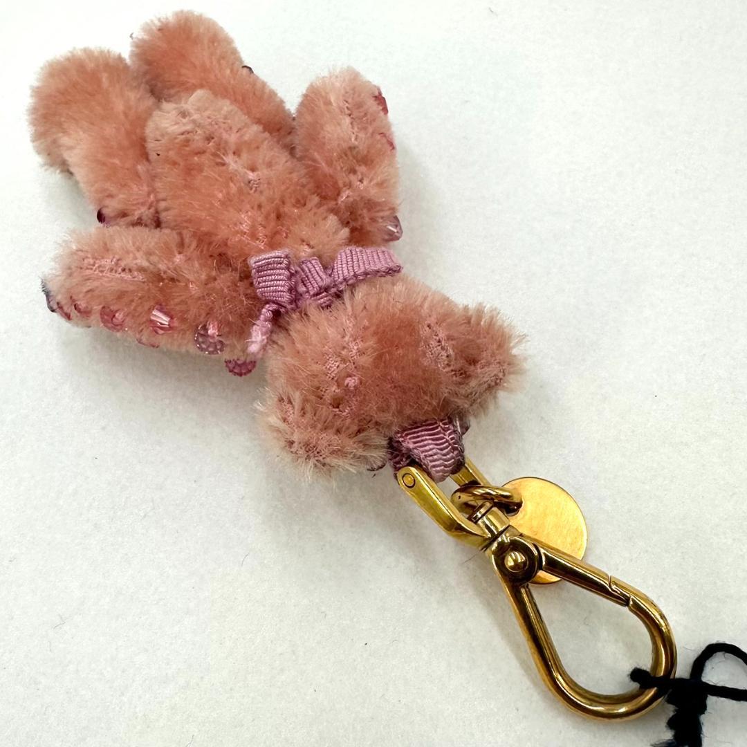 PRADA プラダ テディベア キーホルダー キーリング 三角ロゴプレート