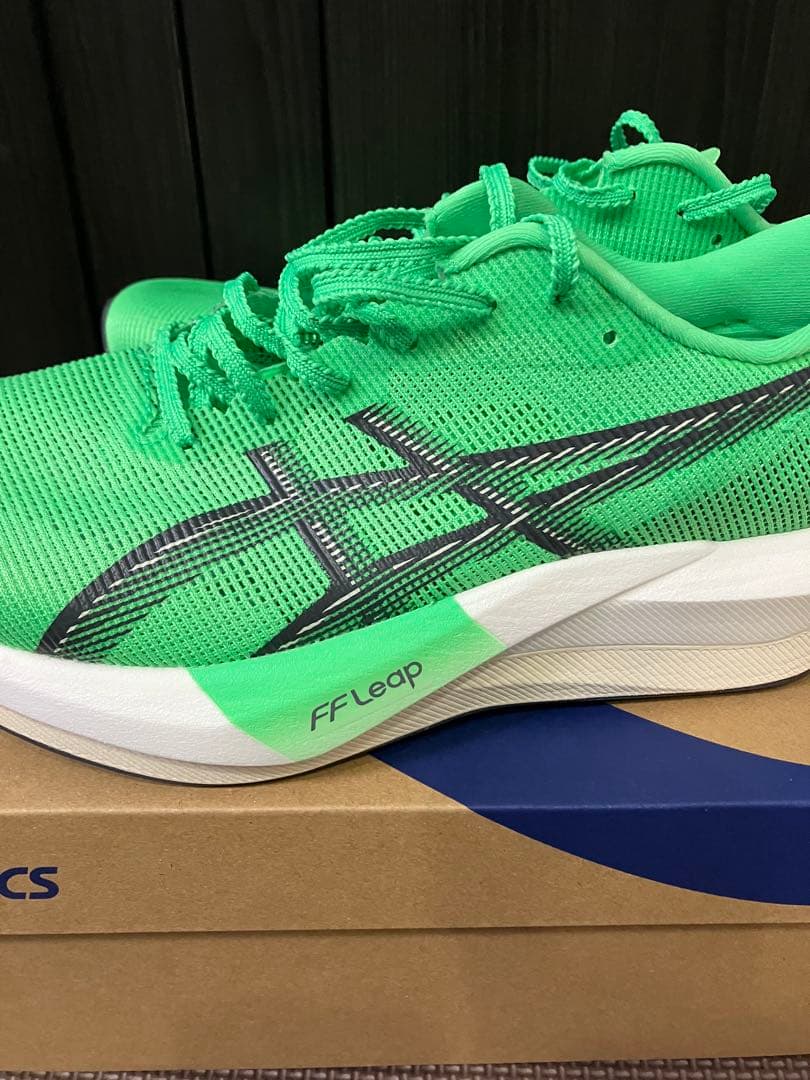 ASICS マジックスピード5
