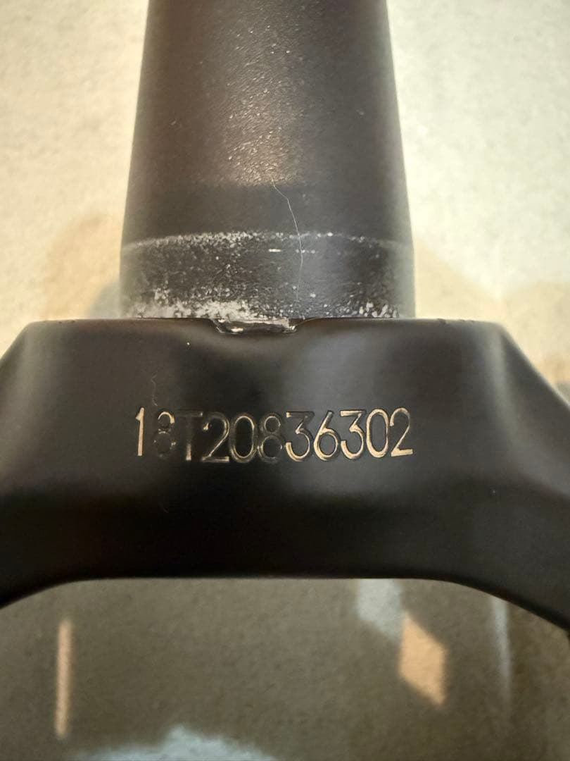 ROCKSHOX RECON 140mmトラベル 29er