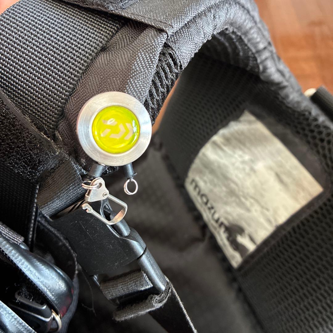 mazume レッドムーン　ロックショアベスト　ケース2個オマケ