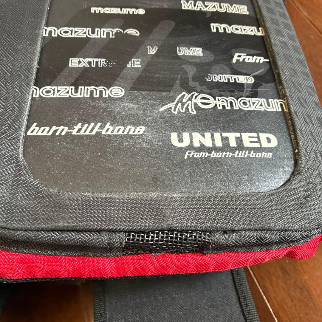 mazume レッドムーン　ロックショアベスト　ケース2個オマケ