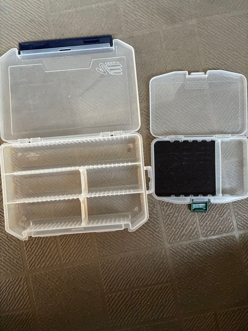 mazume レッドムーン　ロックショアベスト　ケース2個オマケ