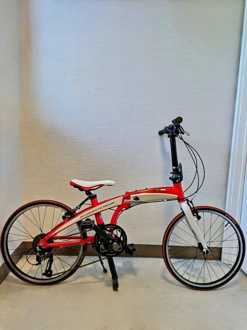 Ferrari　フェラーリ　折りたたみ自転車