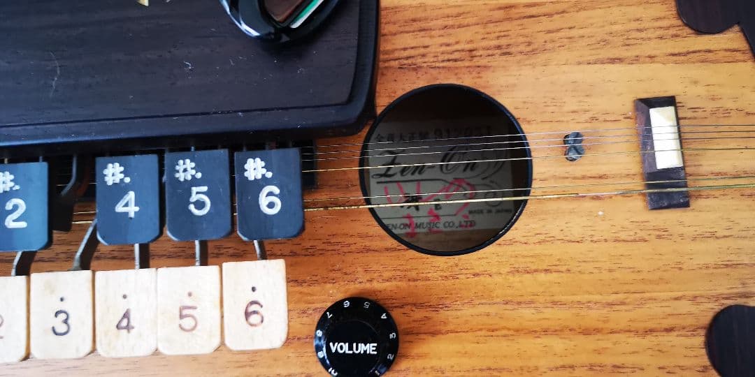 全音 ゼンオン ZEN-ON 高級大正琴 「冴」エレキ冴 912031