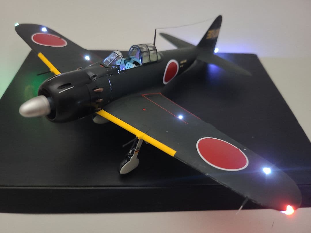 マギウス様専用 (零式艦上戦闘機52型甲 リアルモーターライズ完成品)