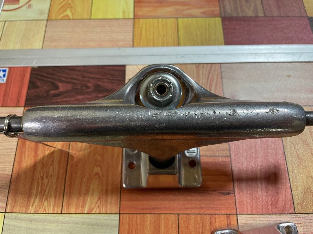 スケボー　independent インディペンデント　フォージドホロー　139