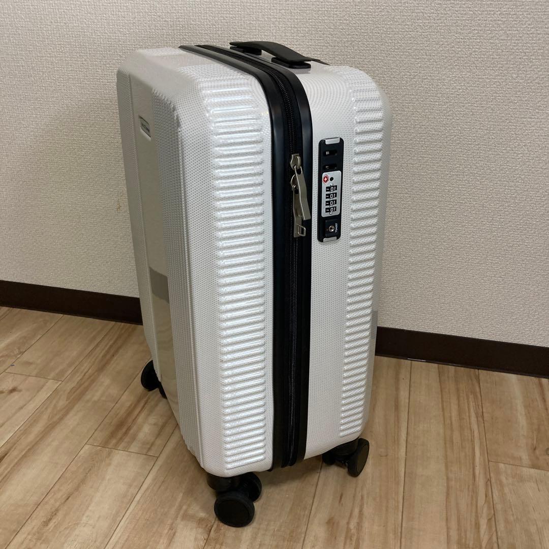 Ace World Traveler 軽量 スーツケース 4輪