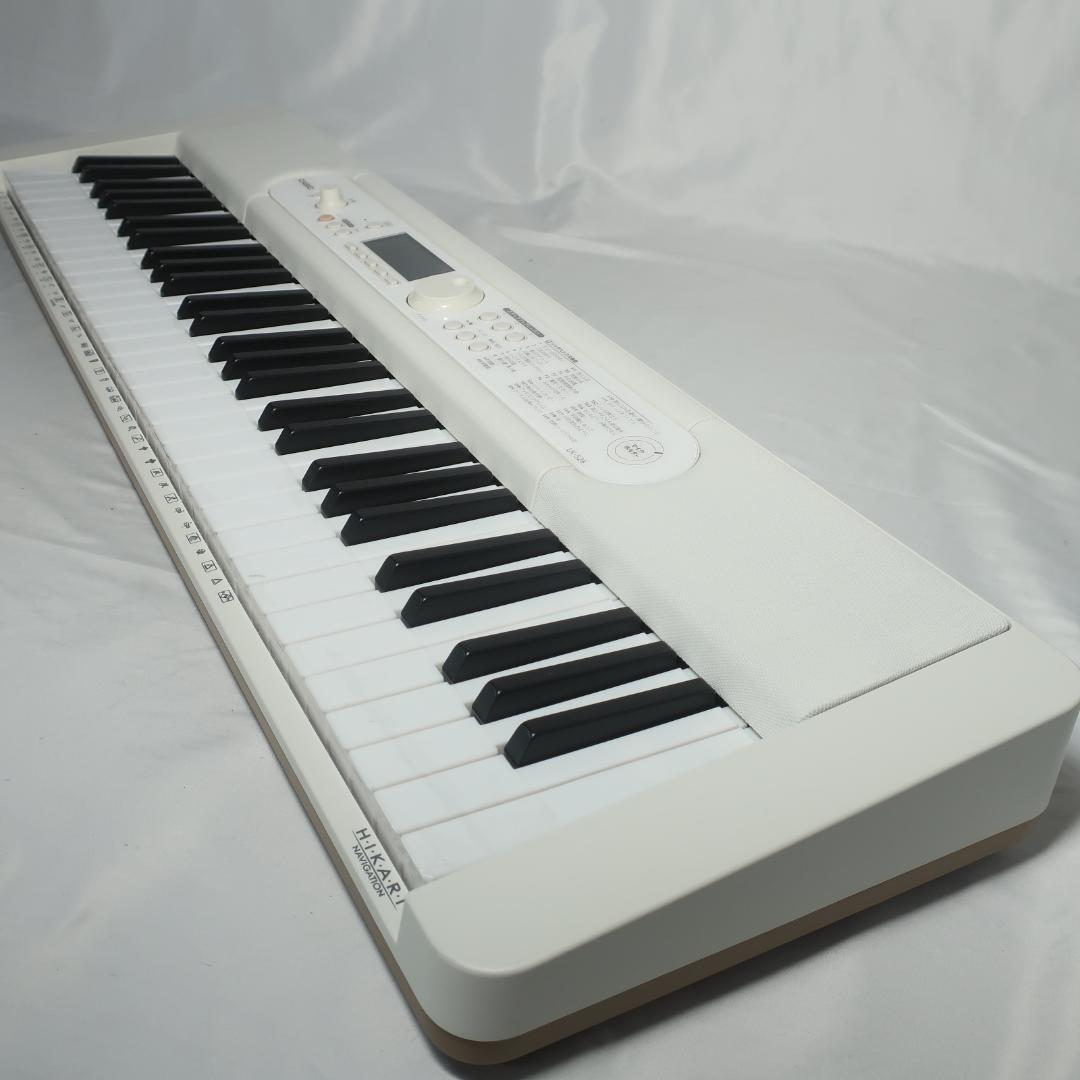 CASIO LK-526 光ナビゲーション キーボード 2022年製 61鍵盤 - メルカリ
