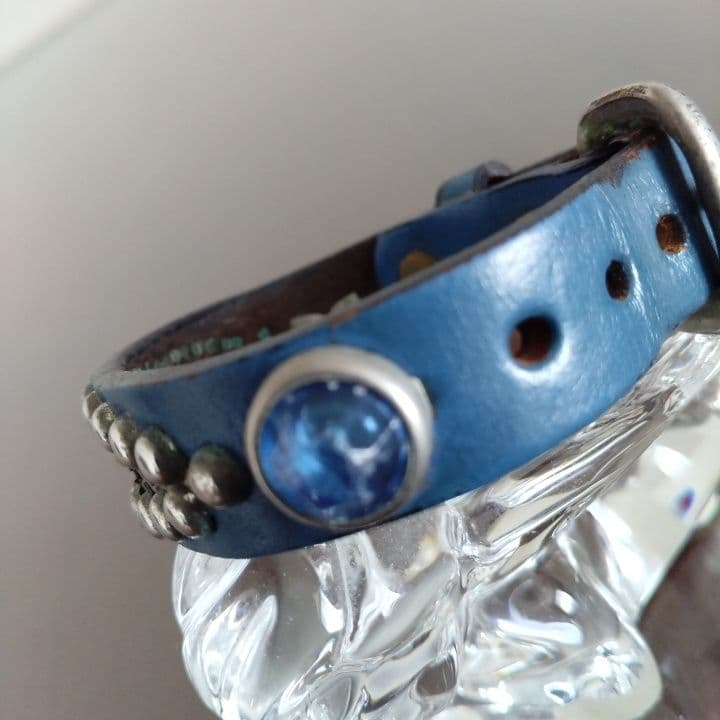 ウルフズヘッド⭐︎15㎜スタッズレザーブレスレット⭐︎ブルー