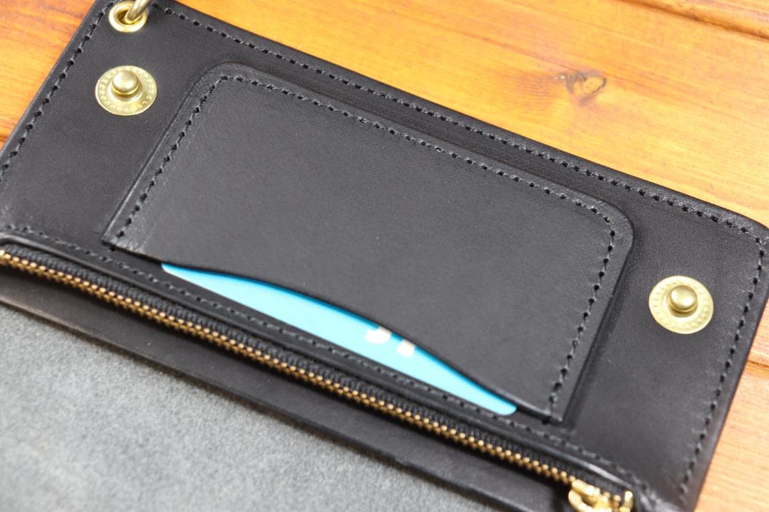 ロングトラッカーウォレット　真鍮　黒革　黒糸　栃木レザー