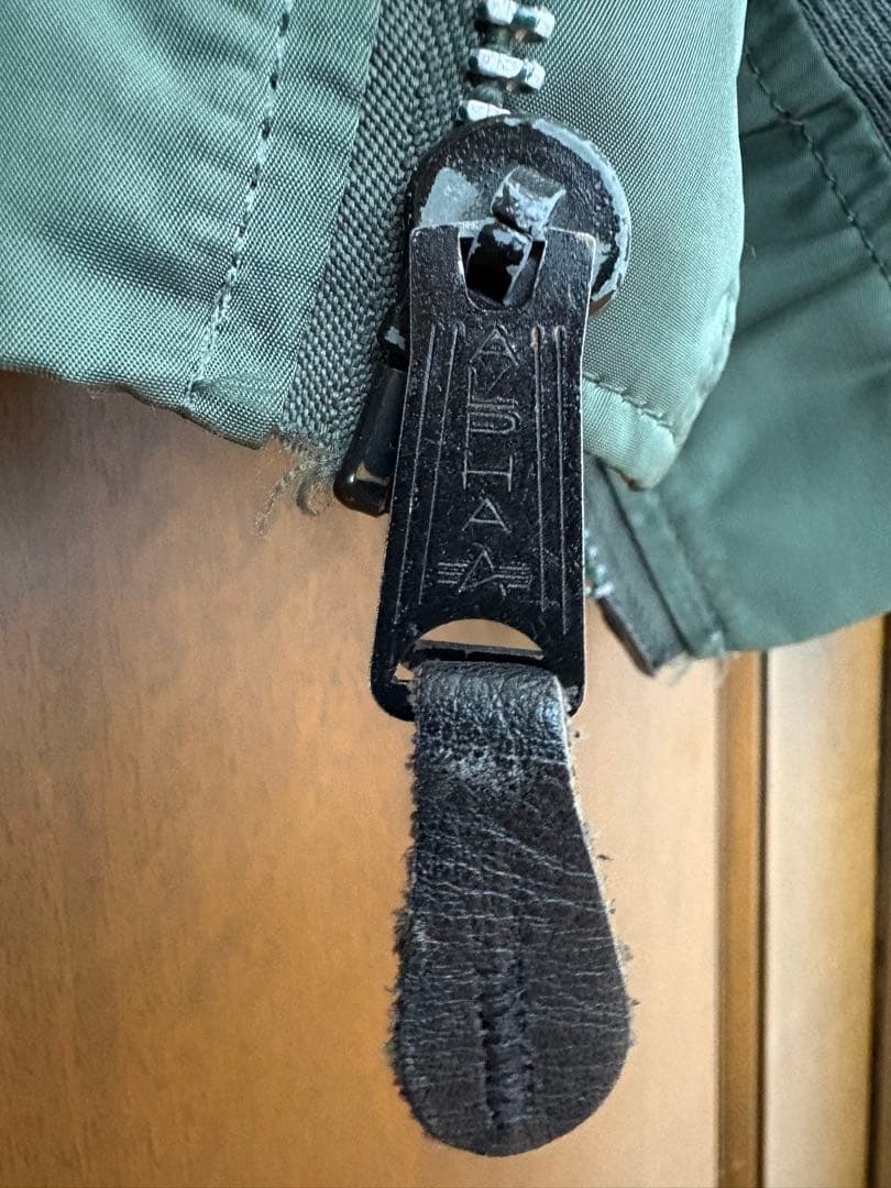 美品！米国製！オリーブグリーン MA-1ジャケット！サイズＭ！