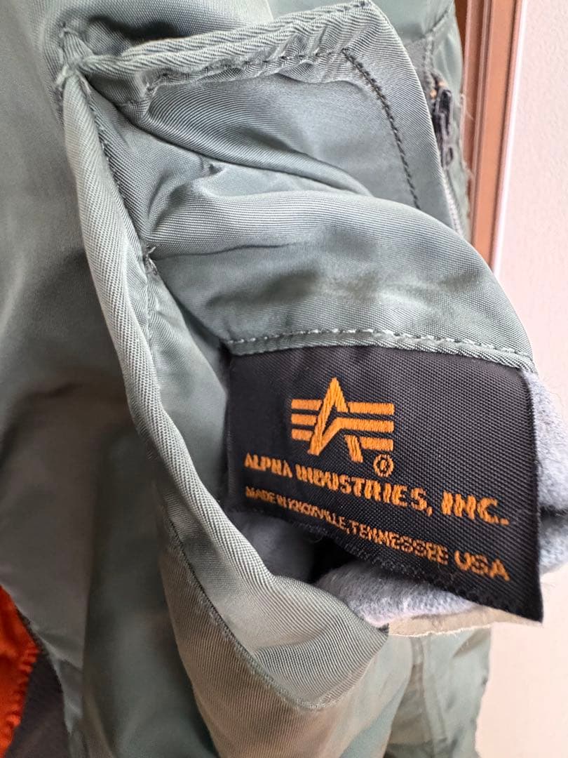 美品！米国製！オリーブグリーン MA-1ジャケット！サイズＭ！