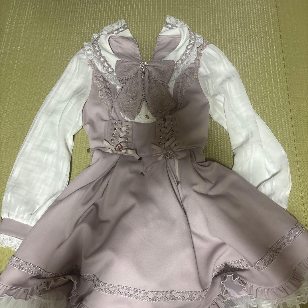 LIZLISA ハート衿プリーツフリルワンピース