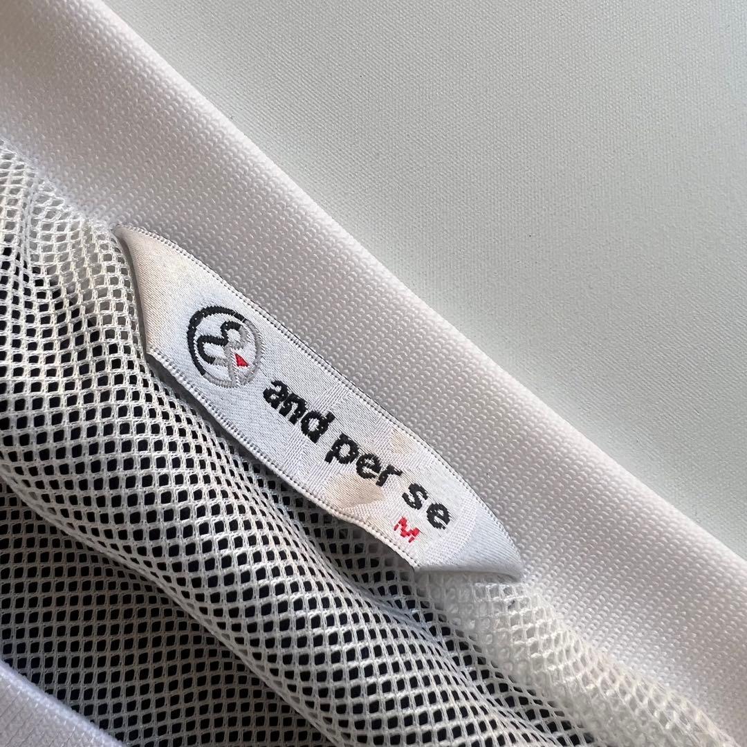 and per se アンパスィ　スニード　ナイロンジャケット　レディース　ロゴ