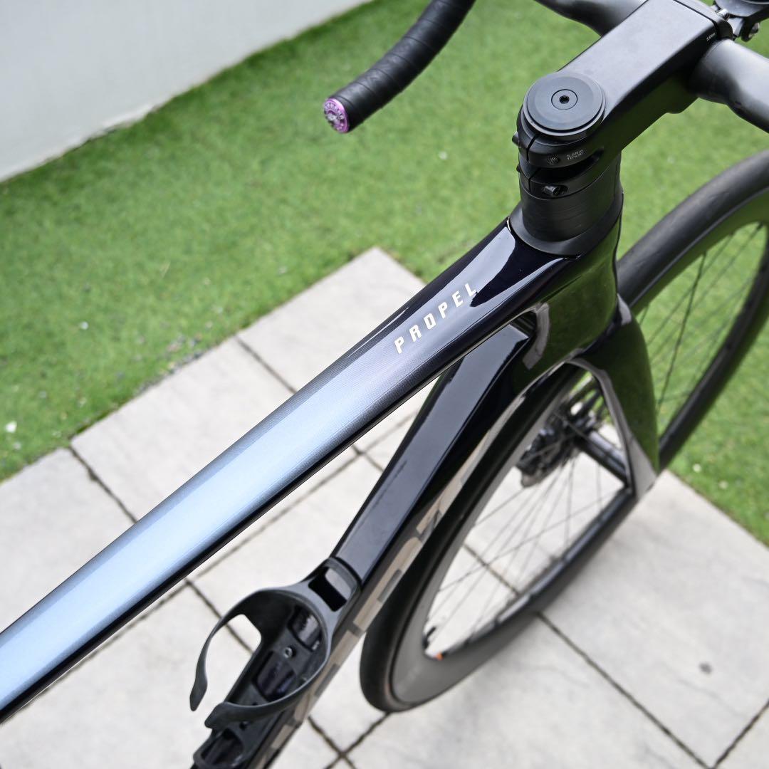 現行型 GIANT PROPEL ADVANCED PRO 0