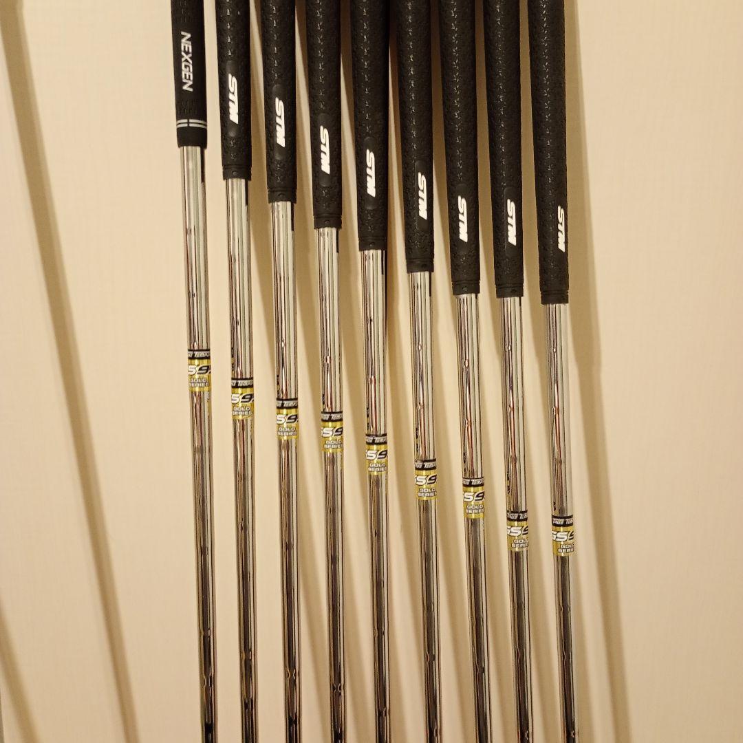 ブリジストンGRシリーズセット（DW2本、FW3本、アイアン9本）
