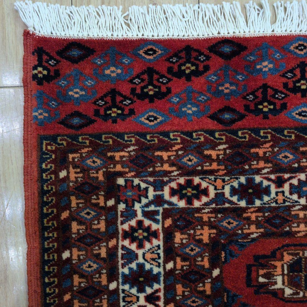 132x179cmパキスタン手織り絨毯(114)じゅうたん・マット・ペルシャ・