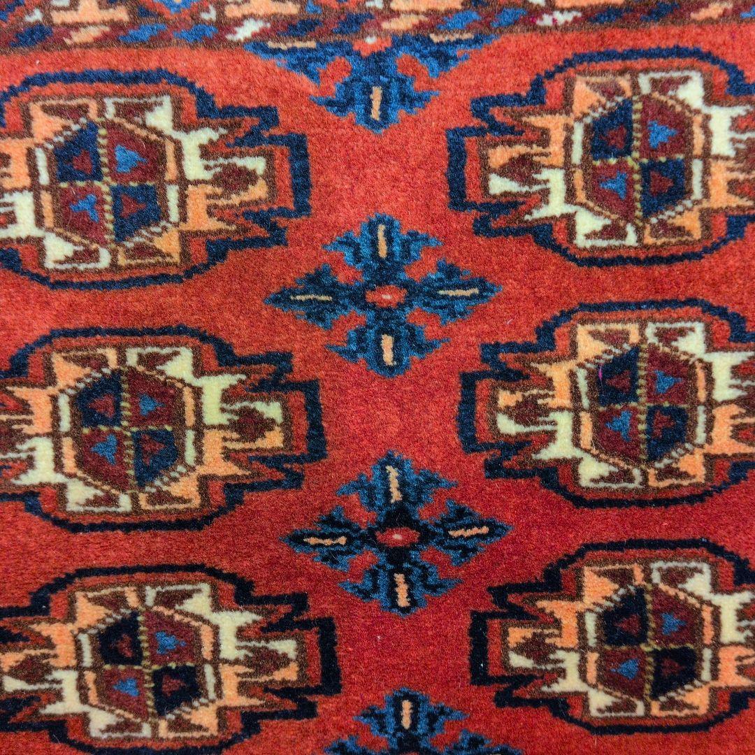 132x179cmパキスタン手織り絨毯(114)じゅうたん・マット・ペルシャ・