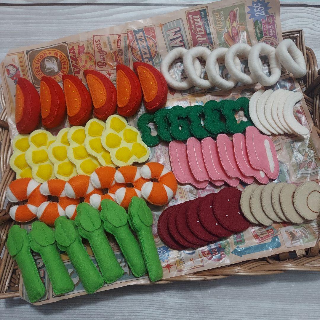 junページ フェルトままごと