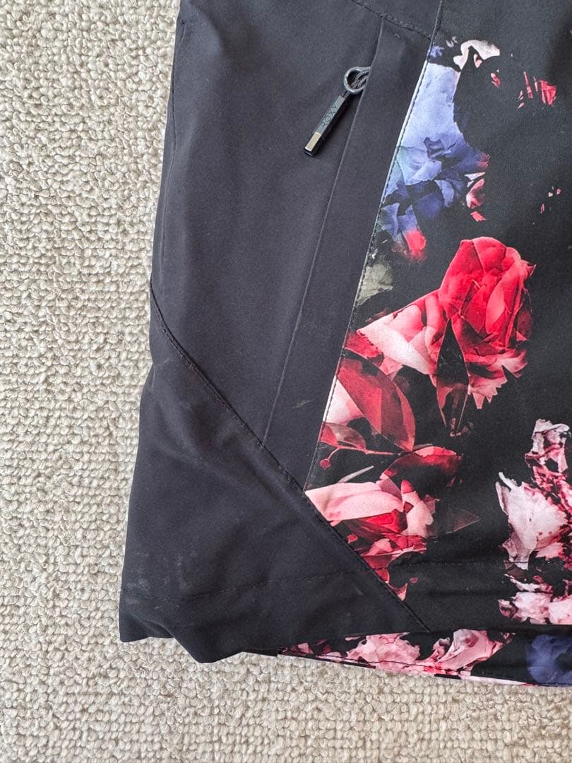 ROXY スノーボードウェア 花柄