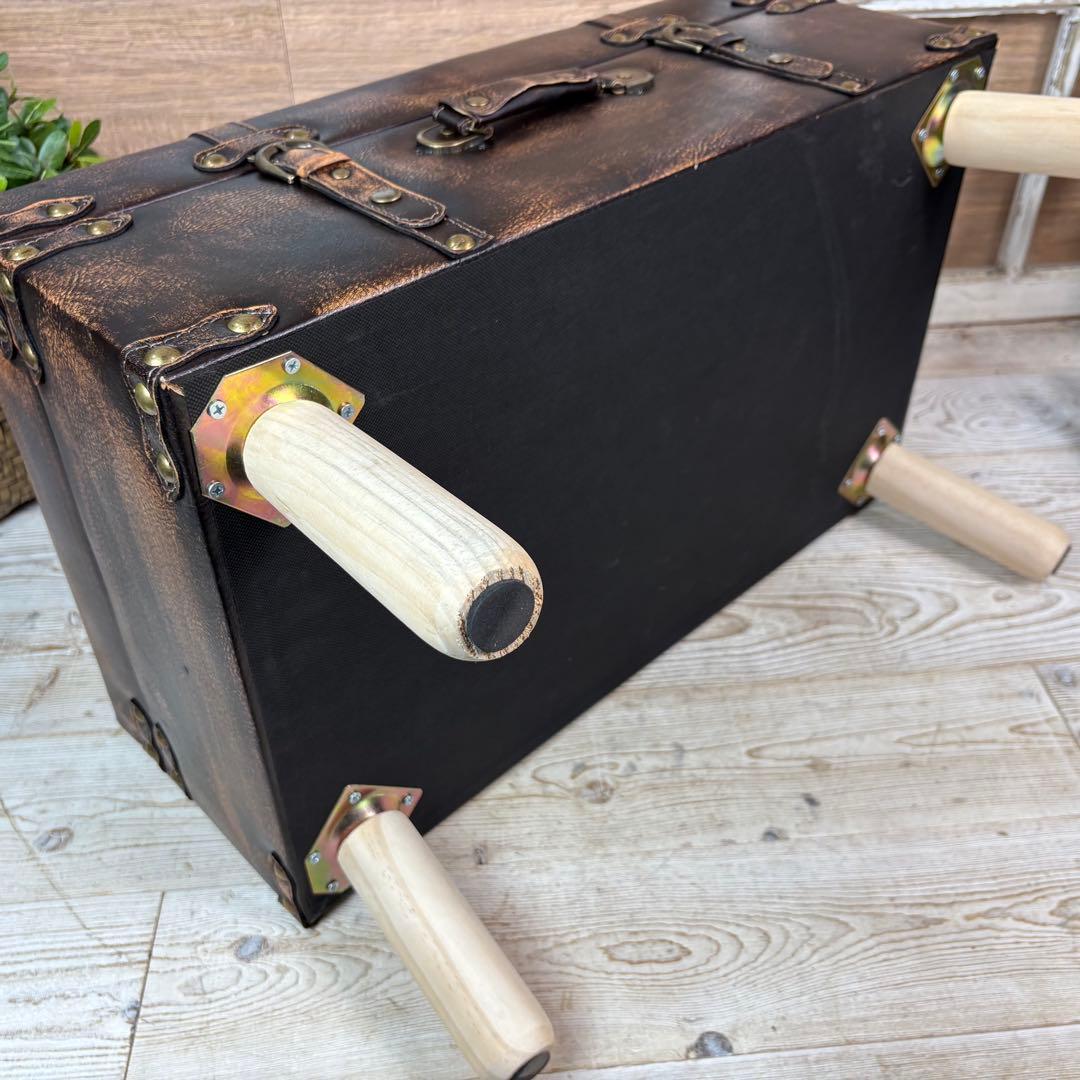 アンティーク調トランク型収納ケース付きレザーベンチスツール木製足