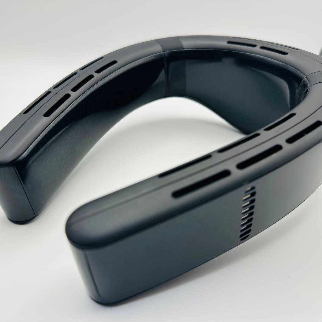 美品 TORRAS COOLiFY Cyber 冷却・加熱機能 ネッククーラー