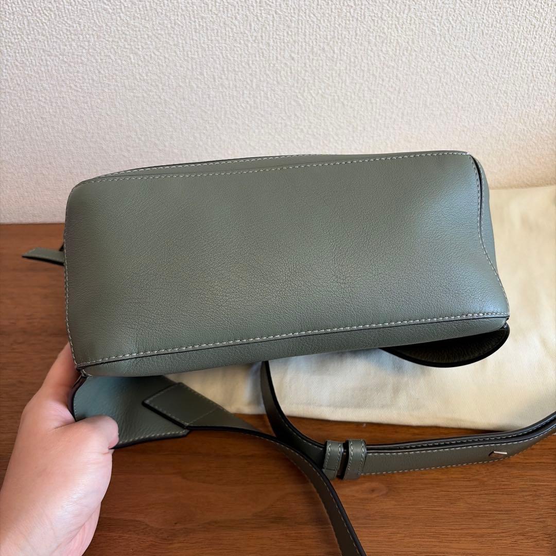 【美品LOEWE ロエベ パズルバムバッグ スモール　ショルダーバッグ　カーキ