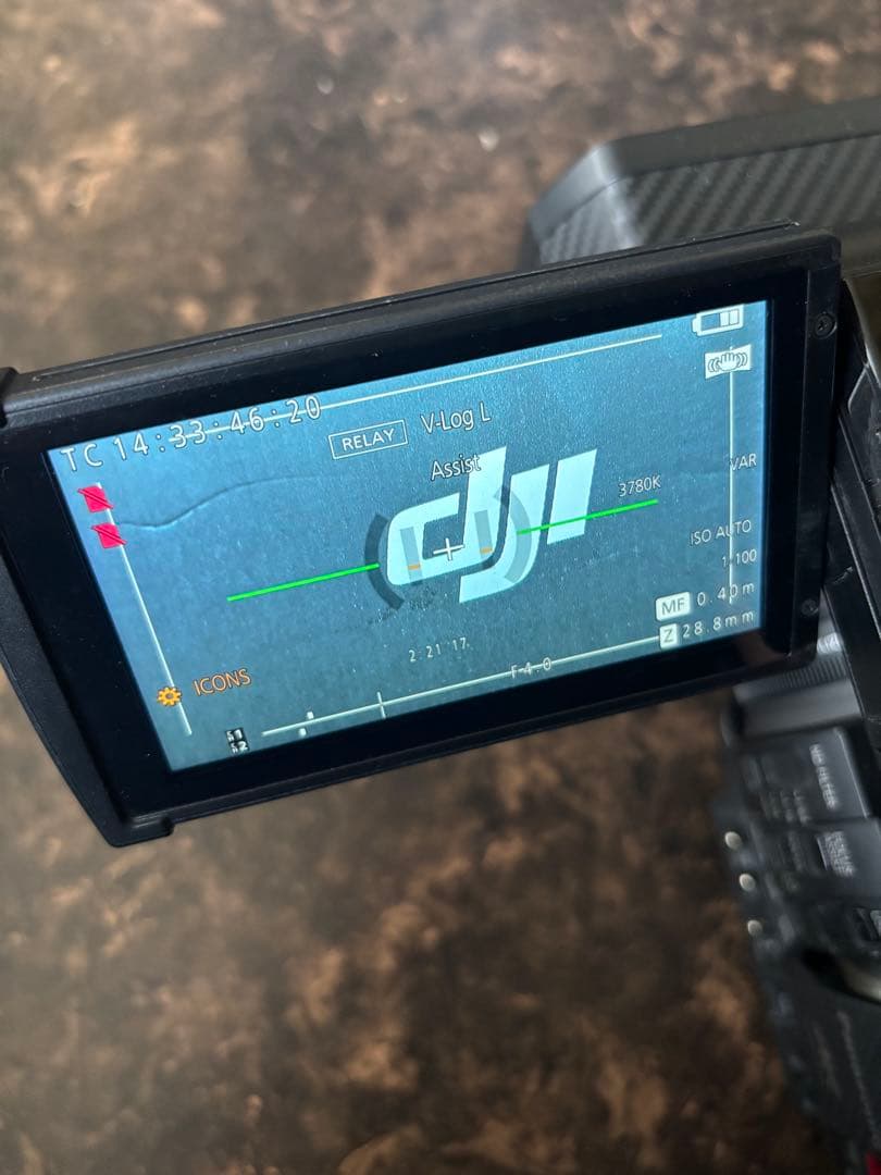 Panasonic 4K ビデオカメラ AG-DVX200