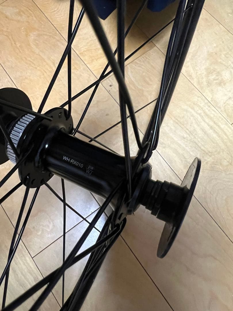 シマノ　ロードバイク　ディスクホイール　フロント