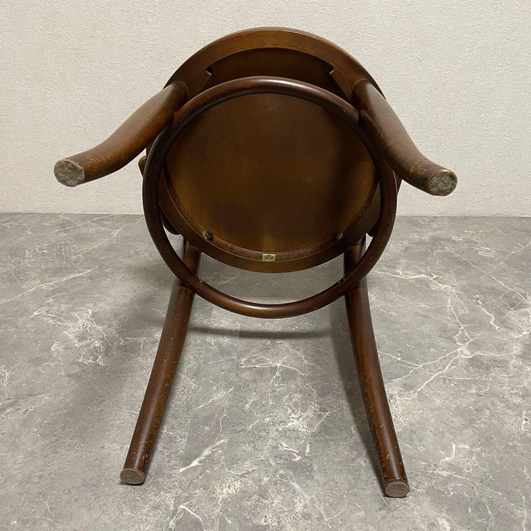 秋田木工　ベントウッドチェア 無垢曲木椅子　座面彫刻　英国アンティーク調