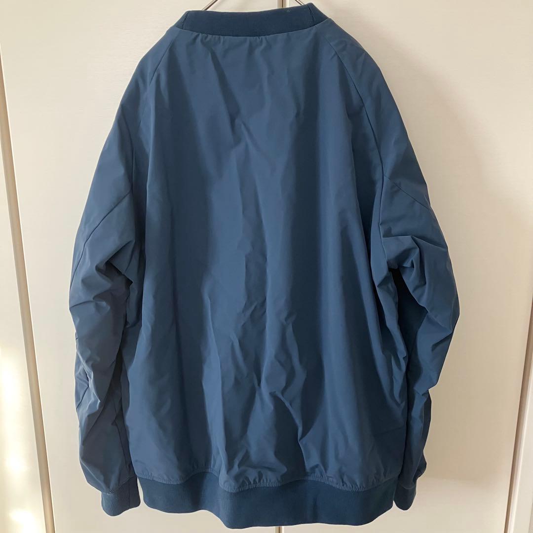 美品 DoCLASSEドゥクラッセ マジカルサーモプルオーバーブルゾン ネイビー