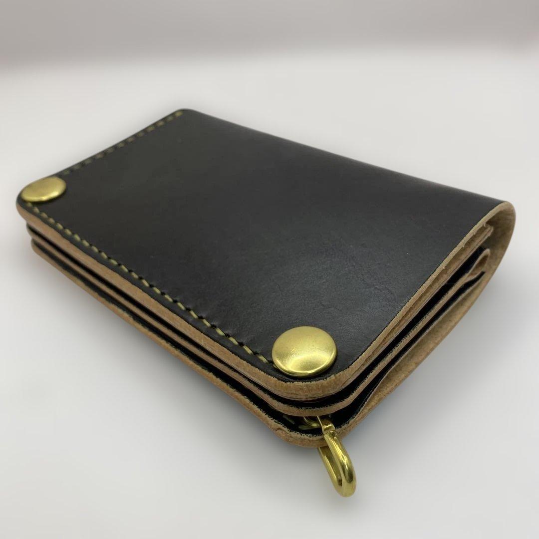 無骨！お札折らずに収納できる無骨な手染めミドルトラッカーウォレット BTW