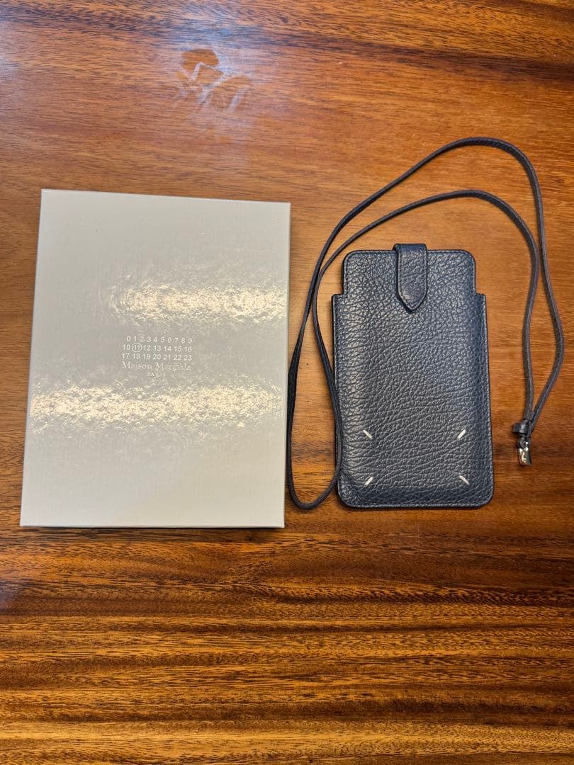 Maison Margiela レザー製 iphoneケース（紺・ネイビー）