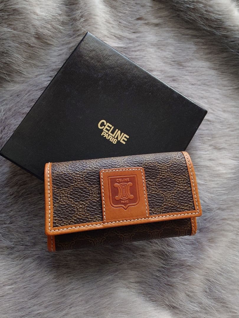 極美品】【CELINE】6連キーケース マカダム柄 PVC ヴィンテージ - メルカリ