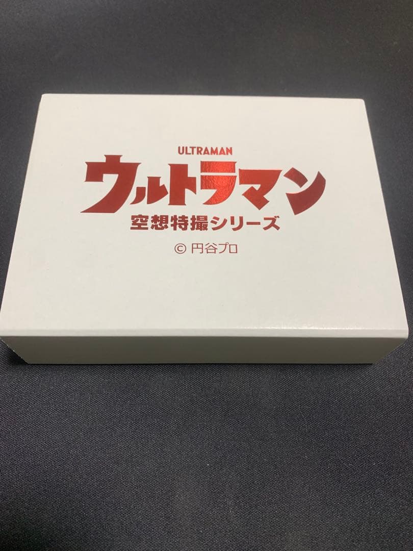 ままんれーぬ様専用』ウルトラマン 純金カード 限定100個 - メルカリ