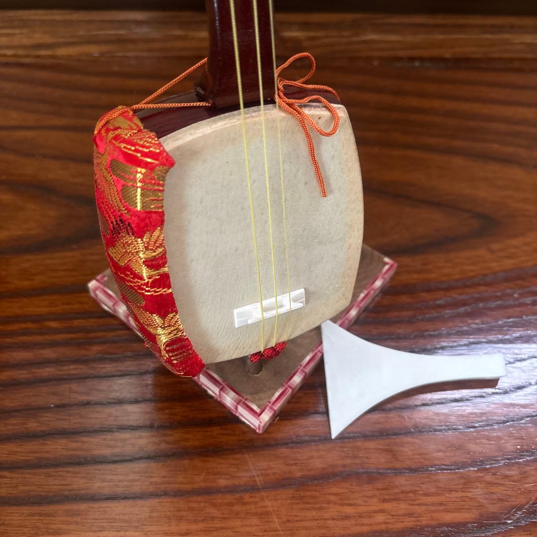 ミニ琴　ミニ三味線　和楽器13絃の箏と三味線。
