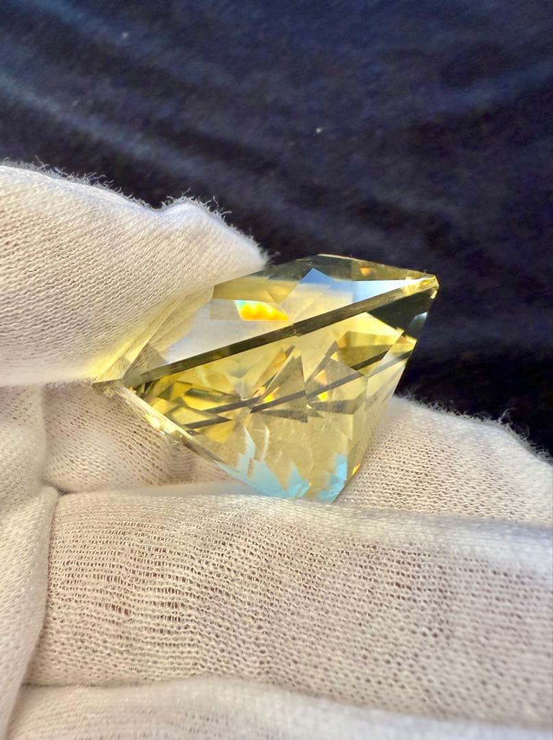 【希少 入手困難】特大 ハイクオリティ シトリン ジュエリーカット 透明度抜群！