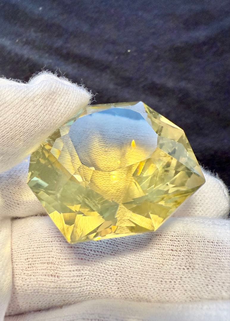 【希少 入手困難】特大 ハイクオリティ シトリン ジュエリーカット 透明度抜群！