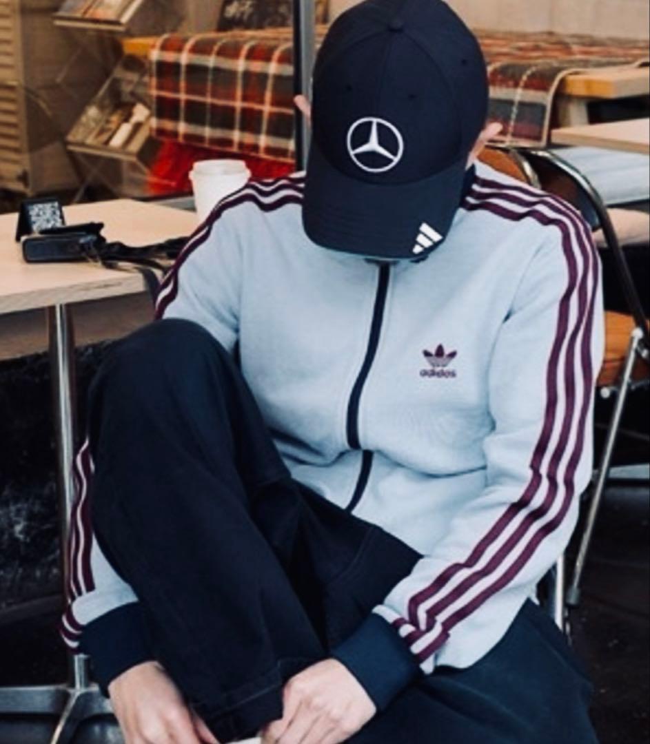 日本未発売カラー2XL⭐️adidasアディカラートラックトップ ワッフル